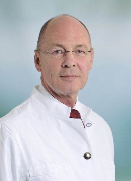 Doctor Cosmetic specialist Máté Palotai